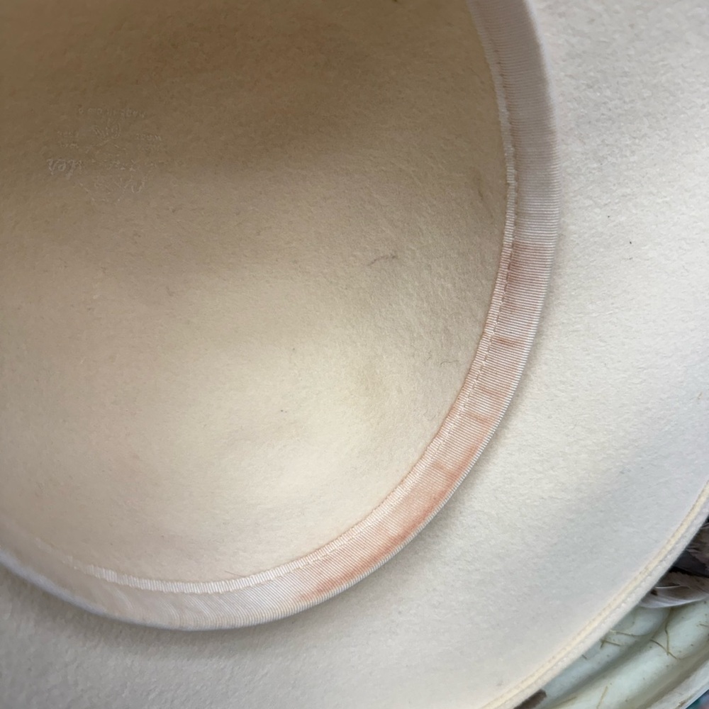 Vintage Jack McConnell Feather Hat, Cream Felt Wide Brim, Real Feathers, Rare - Picture 8 of 12
